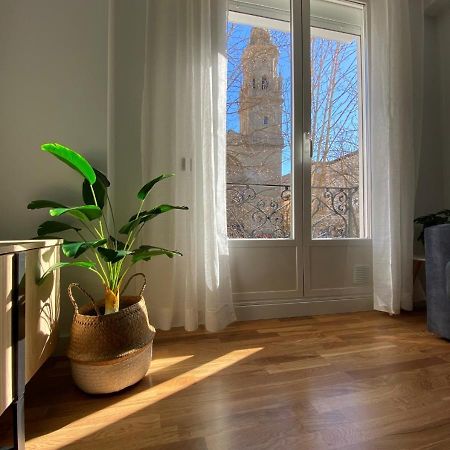 Alojamiento En Pleno Centro Con Wifi Y Aire Acondicionado Logrono Bagian luar foto