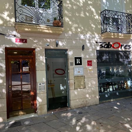 Alojamiento En Pleno Centro Con Wifi Y Aire Acondicionado Logrono Bagian luar foto